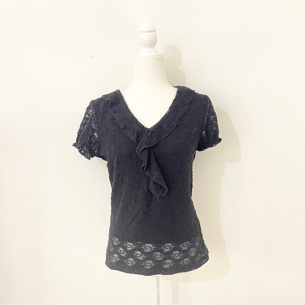 vintage unbranded black lace ruffle cap sleeve top with lining